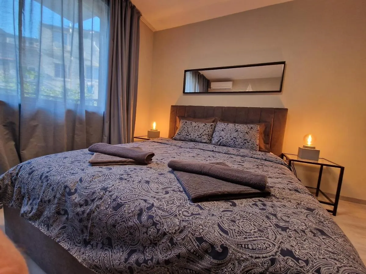 Marsselis Luxe Port Apartment Varna