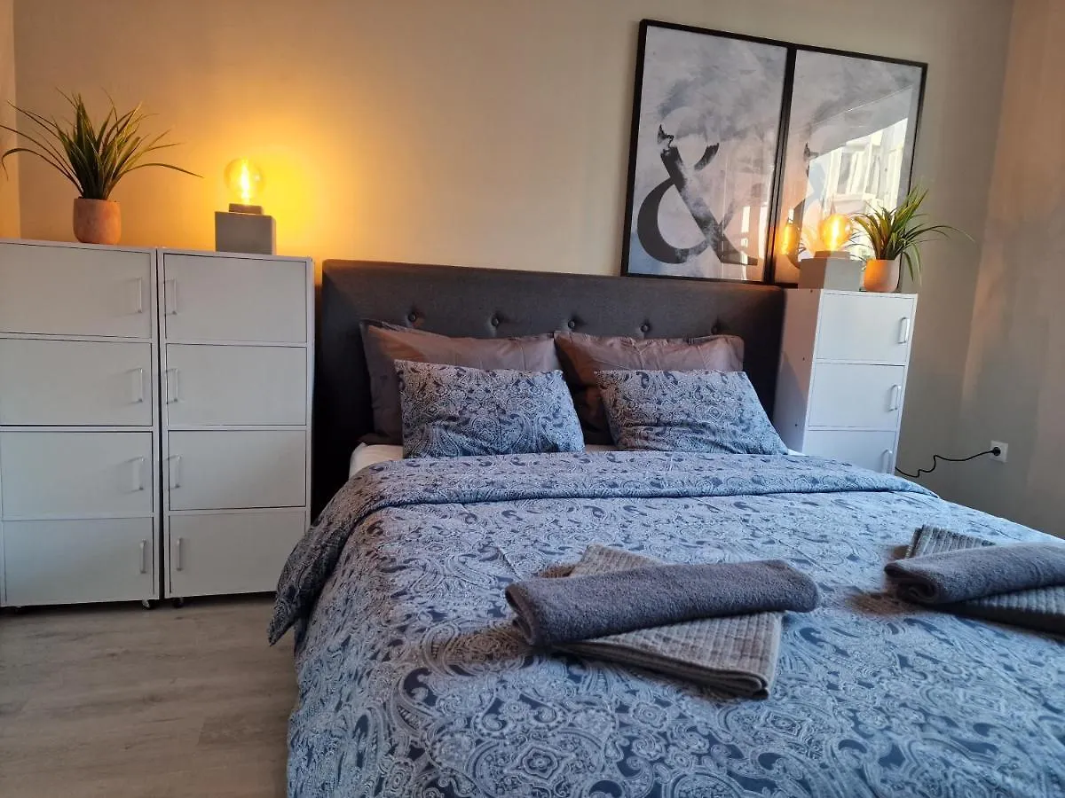 Marsselis Luxe Port Apartment Varna
